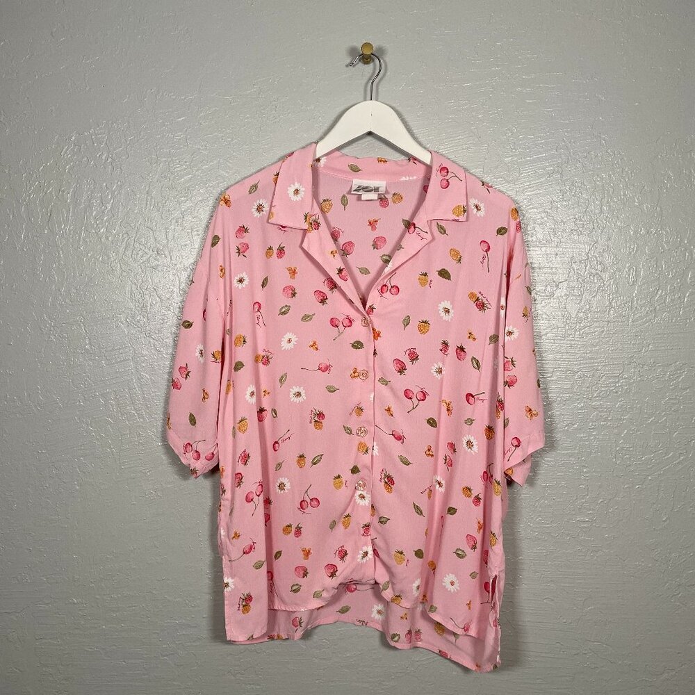 Zoe California Women L Pink Fruit Berry Shirt Short Sleeve Button Front Summer